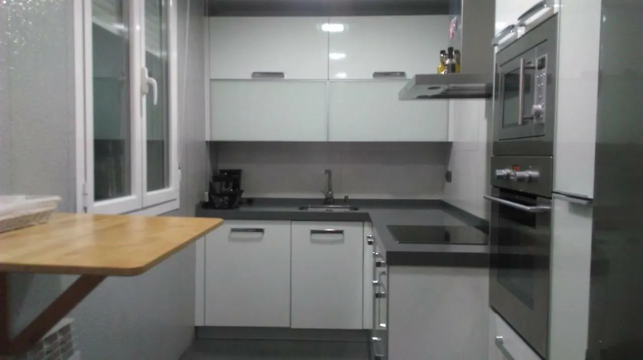 Apartamento Atico en el centro de Vitoria 0*,